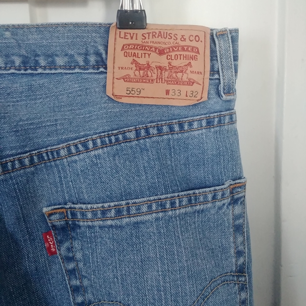 Levi's Men's Relaxed Straight 559 Blue Denim Jeans Size 33x32 - Picture 3 of 6